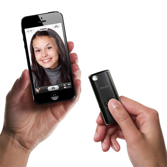 4 távirányító szelfik készítéséhez okostelefon kameráról