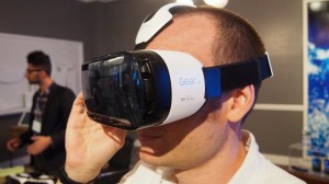 Occhi-su-Samsung-Gear-VR-headset_whbm.640