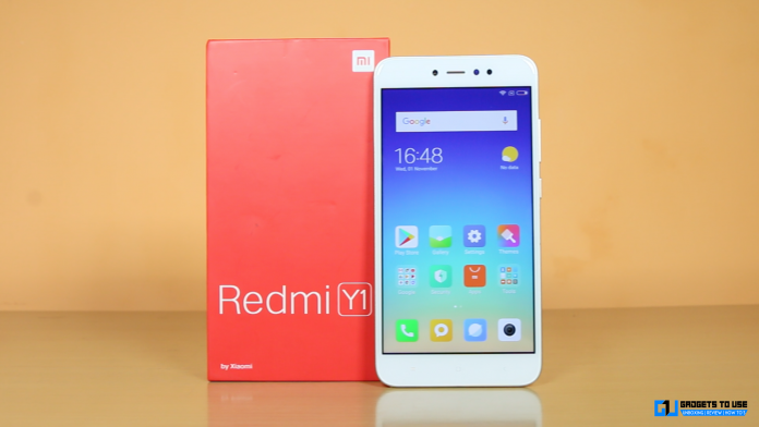 Xiaomi Redmi Y1 in primo piano
