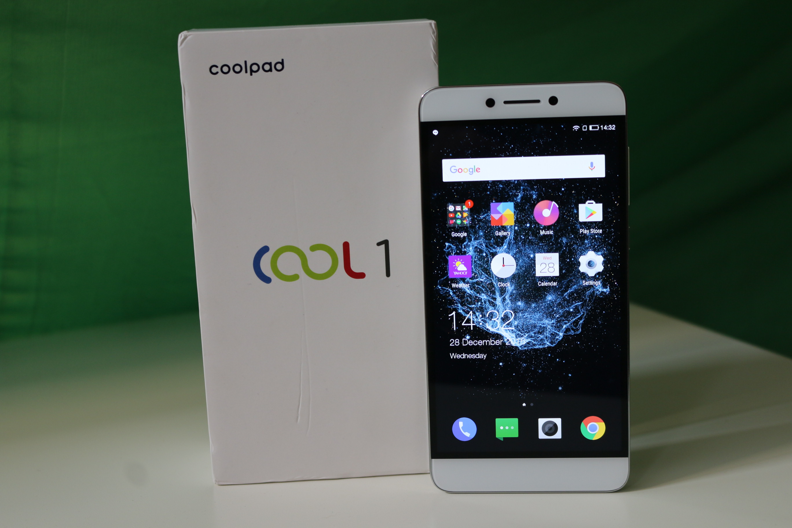 Coolpad Cool 1: n pakkaamattomuus, nopea tarkistus, pelaaminen ja vertailuarvot