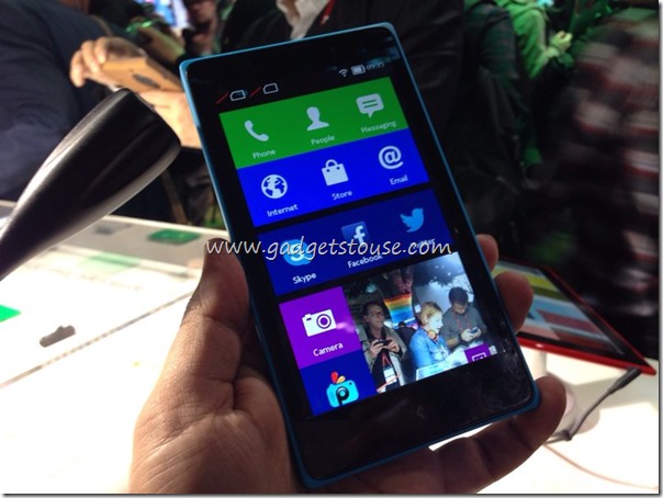 Nokia XL Hands on, Ulasan Pantas, Foto dan Video