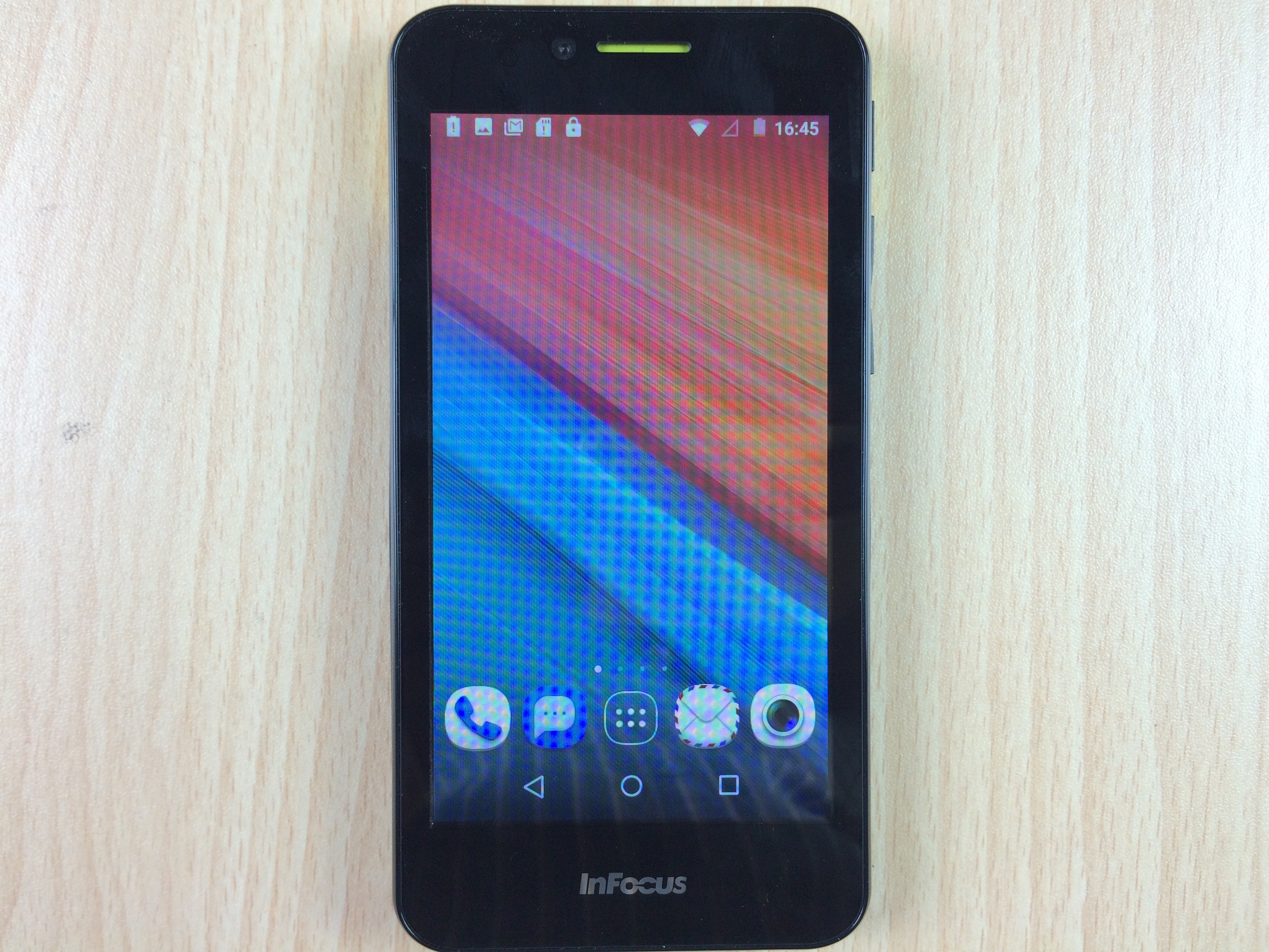 InFocus M260 Review, een uitzonderlijk betaalbare smartphone